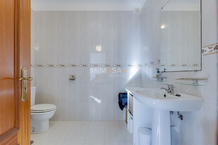 Image No.14-2 Bed Flat for sale