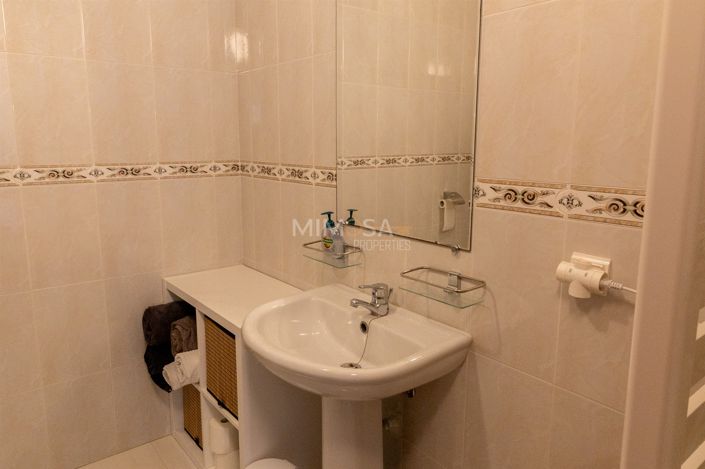 Image No.20-2 Bed Flat for sale