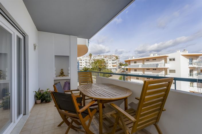 Image No.22-2 Bed Flat for sale