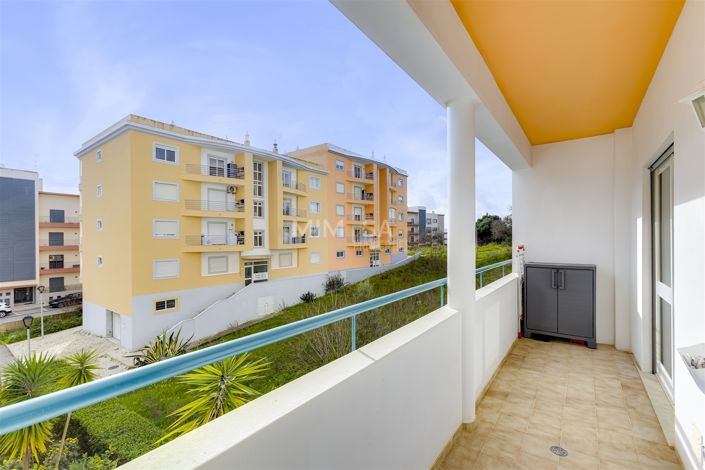 Image No.7-2 Bed Flat for sale