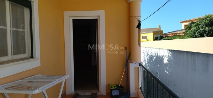 Image No.10-5 Bed House for sale