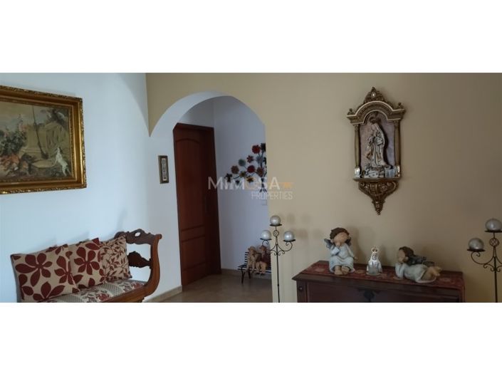 Image No.19-5 Bed House for sale