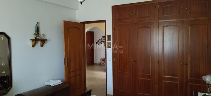 Image No.20-5 Bed House for sale