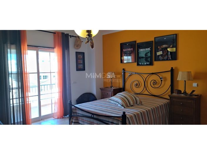 Image No.22-5 Bed House for sale
