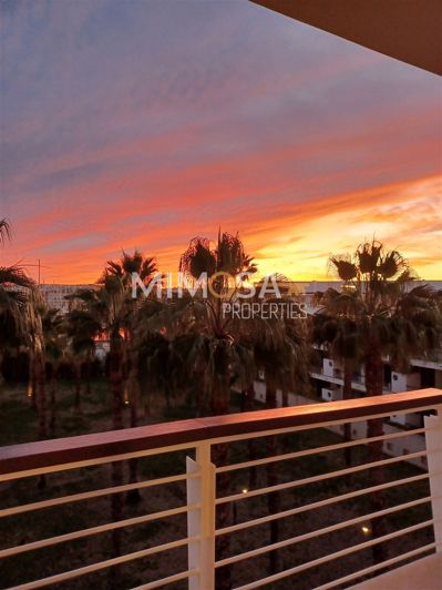 Image No.25-1 Bed Flat for sale