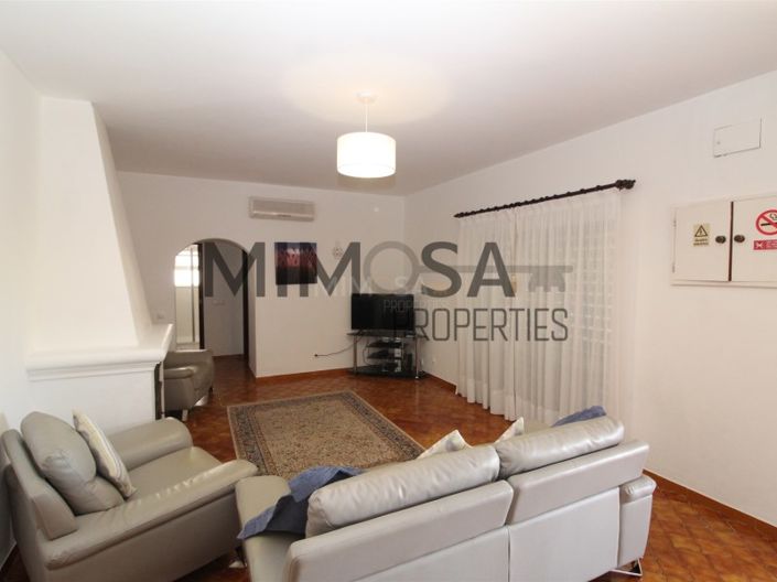 Image No.13-4 Bed House for sale