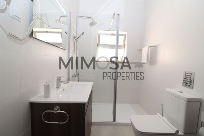 Image No.25-Maison de 5 chambres à vendre à Lagos