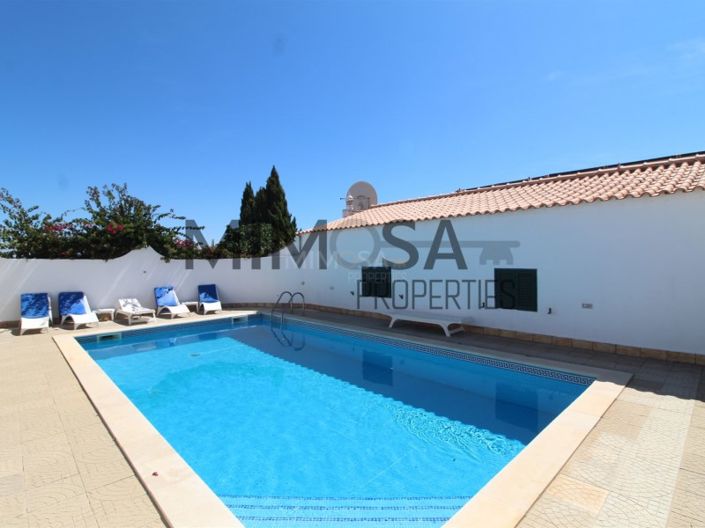 Image No.28-4 Bed House for sale