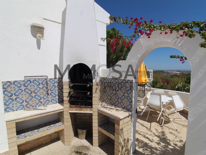 Image No.30-4 Bed House for sale