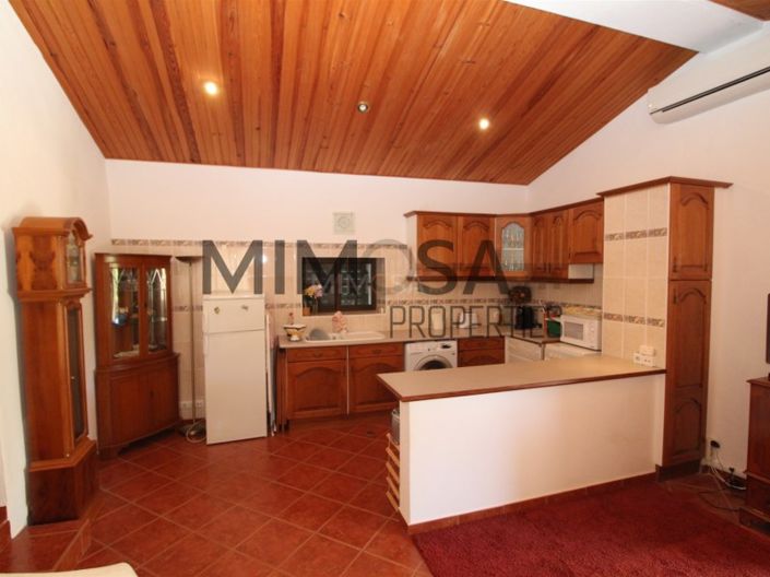 Image No.34-4 Bed House for sale