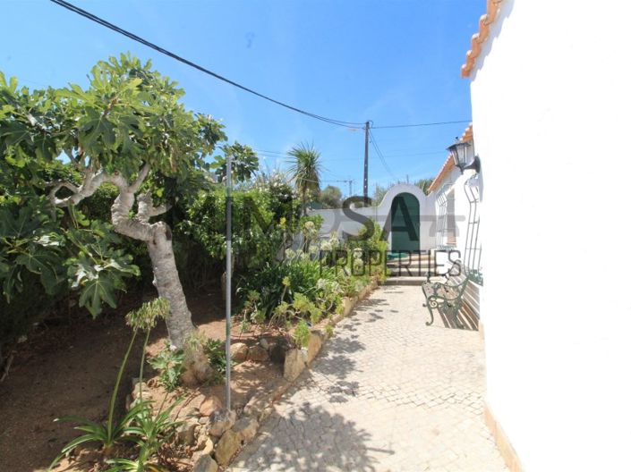 Image No.40-4 Bed House for sale