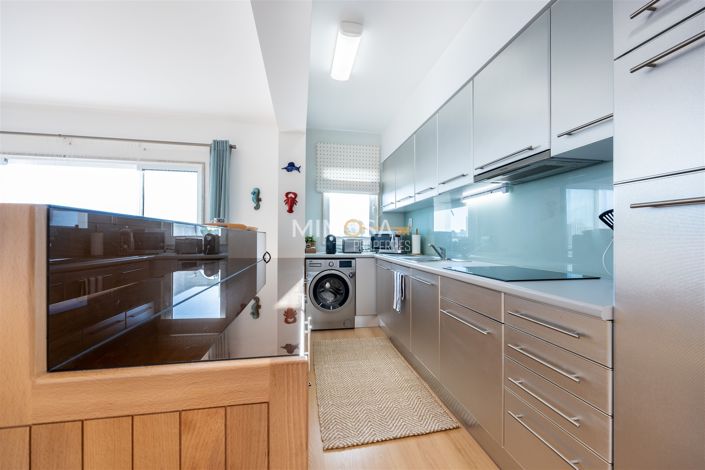 Image No.8-1 Bed Flat for sale