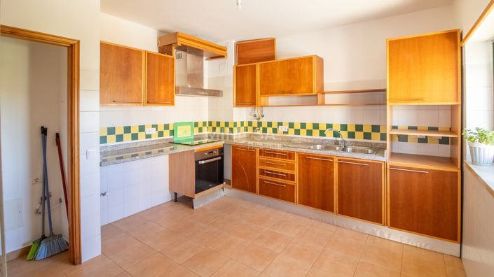 Image No.2-3 Bed Flat for sale