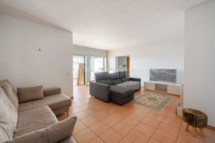 Image No.3-3 Bed Flat for sale