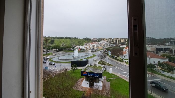 Image No.15-2 Bed Flat for sale