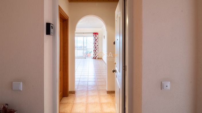 Image No.25-2 Bed Flat for sale