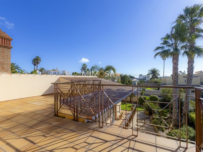 Image No.32-3 Bed House for sale