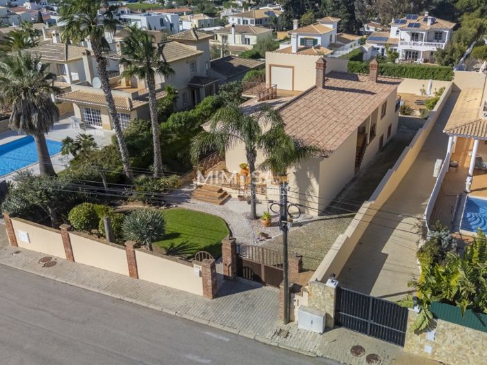 Image No.34-3 Bed House for sale