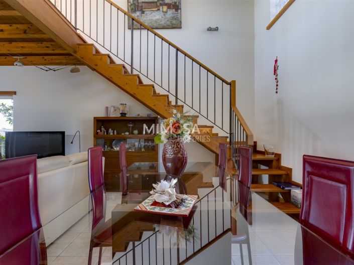 Image No.8-3 Bed House for sale