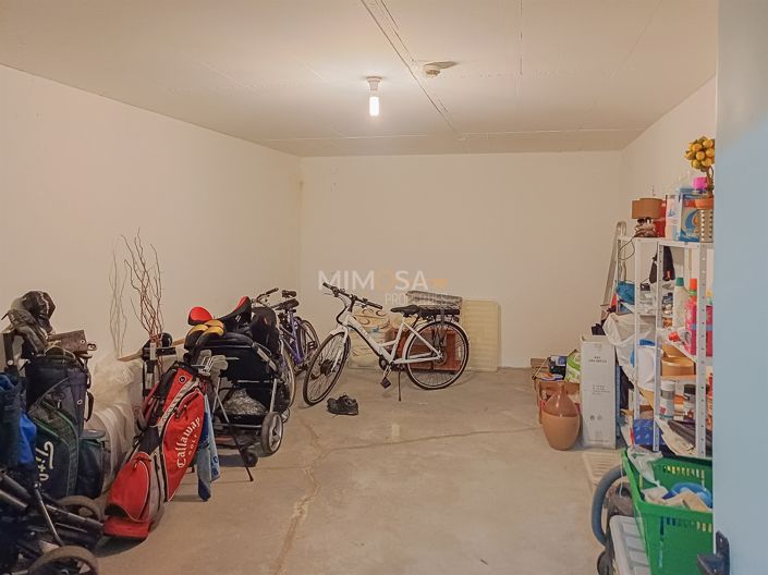 Image No.23-2 Bed Flat for sale