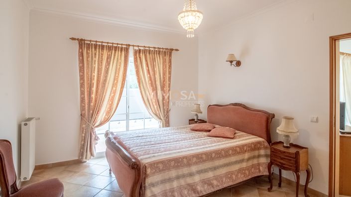 Image No.11-Propriété de 3 chambres à vendre à Lagos