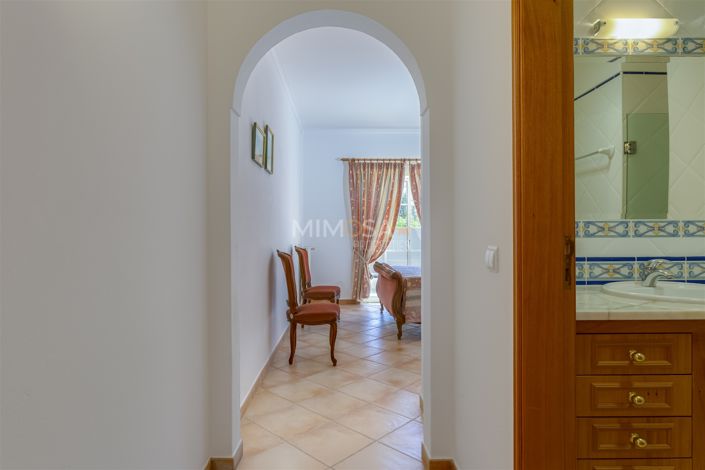 Image No.15-3 Bed House for sale