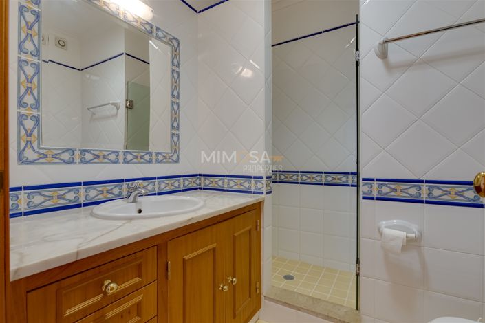 Image No.16-3 Bed House for sale