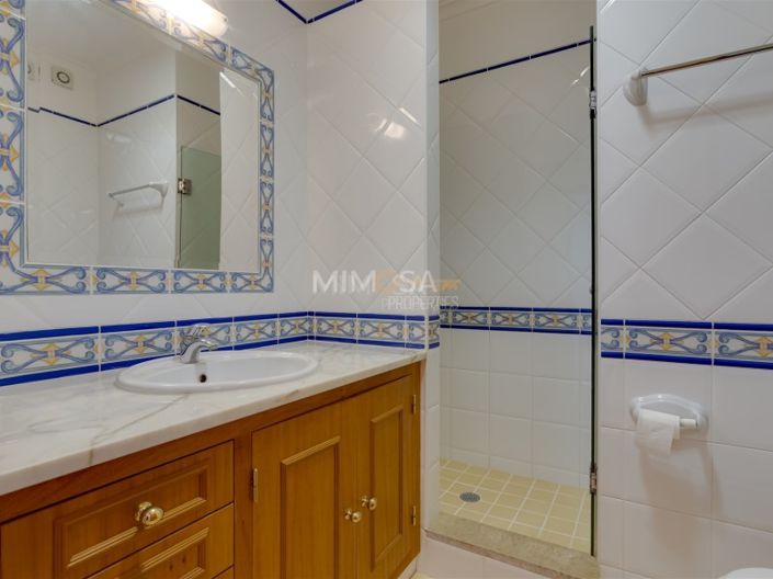 Image No.16-3 Bed House for sale