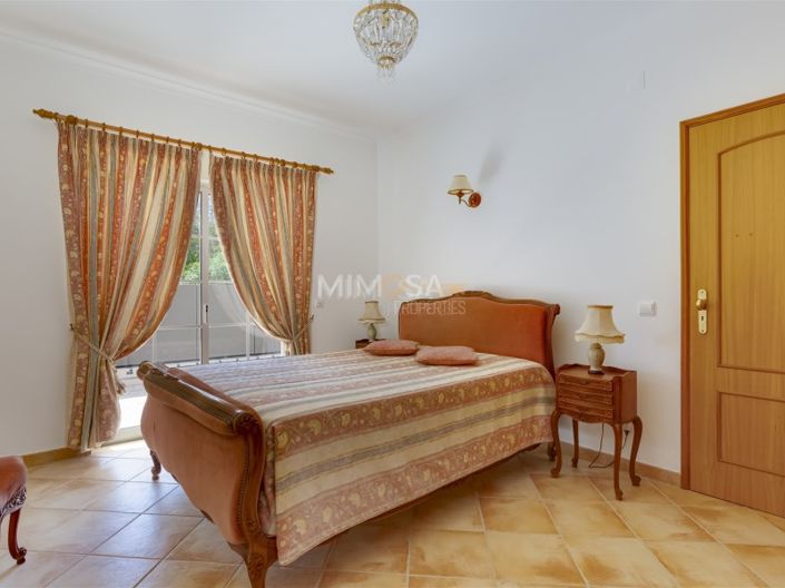 Image No.17-3 Bed House for sale