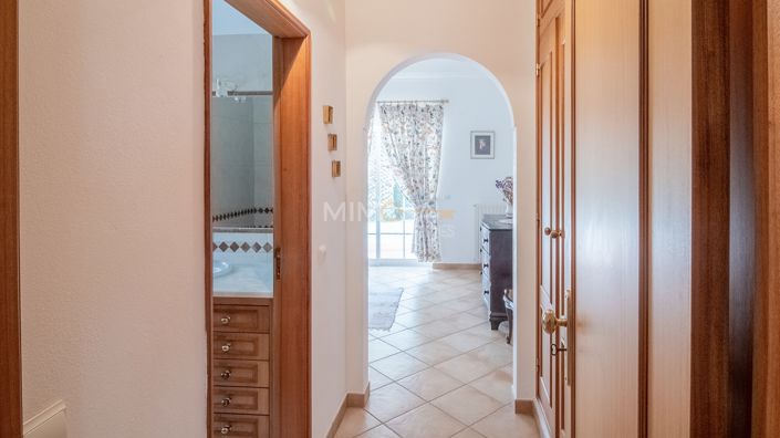 Image No.19-Propriété de 3 chambres à vendre à Lagos