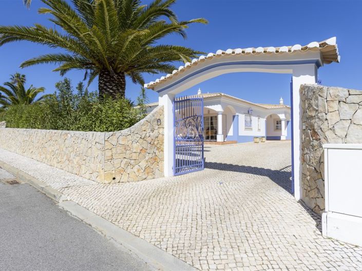 Image No.2-3 Bed House for sale