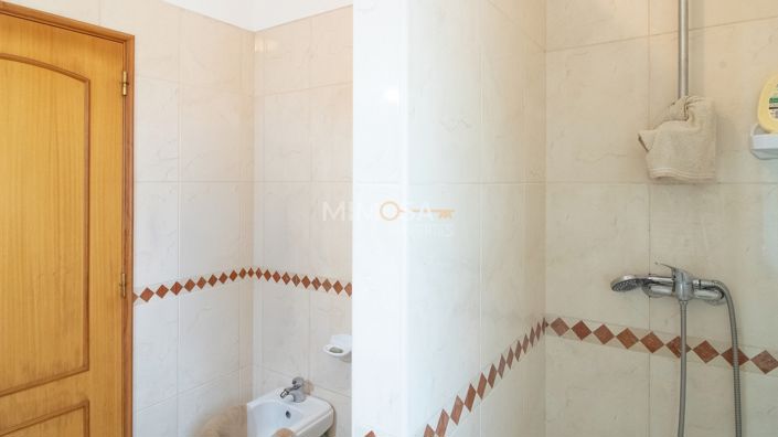 Image No.21-Propriété de 3 chambres à vendre à Lagos