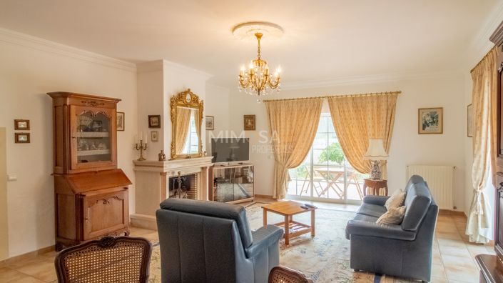 Image No.4-Propriété de 3 chambres à vendre à Lagos