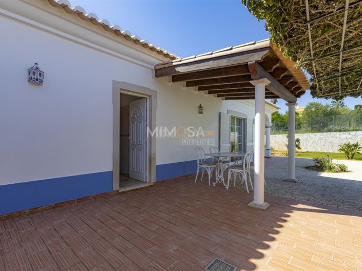 Image No.8-3 Bed House for sale