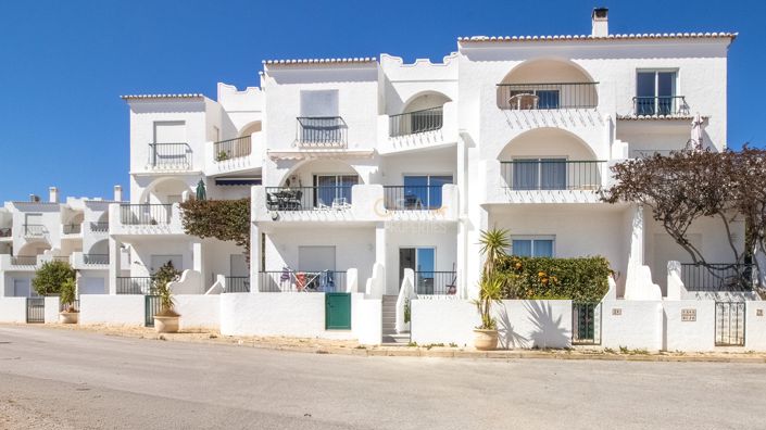 Image No.21-2 Bed Flat for sale