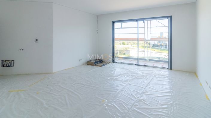 Image No.12-2 Bed Flat for sale