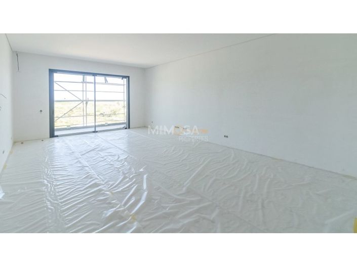 Image No.6-3 Bed Apartment for sale