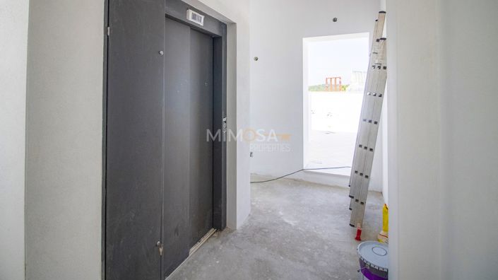 Image No.8-2 Bed Flat for sale