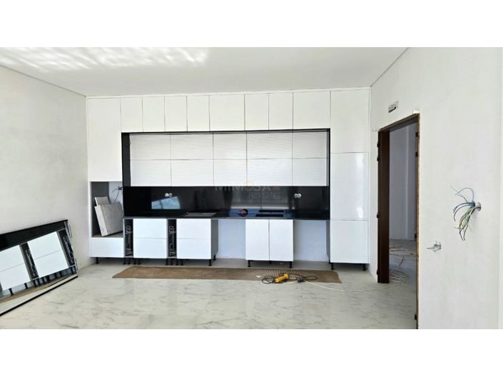Image No.8-3 Bed Apartment for sale
