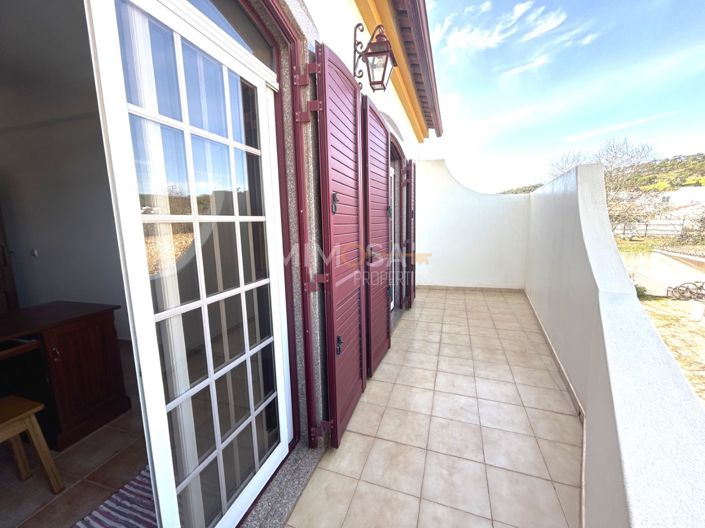 Image No.23-4 Bed Property for sale