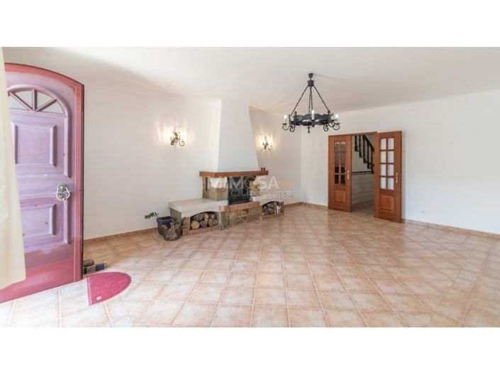Image No.3-4 Bed House for sale