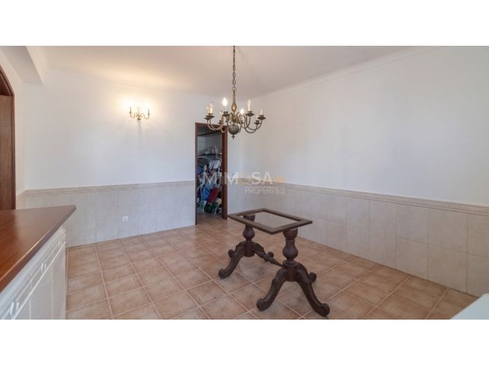 Image No.5-4 Bed House for sale
