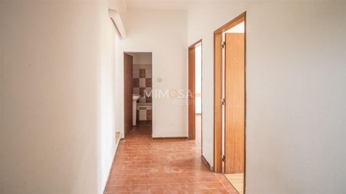 Image No.12-6 Bed Farmhouse for sale