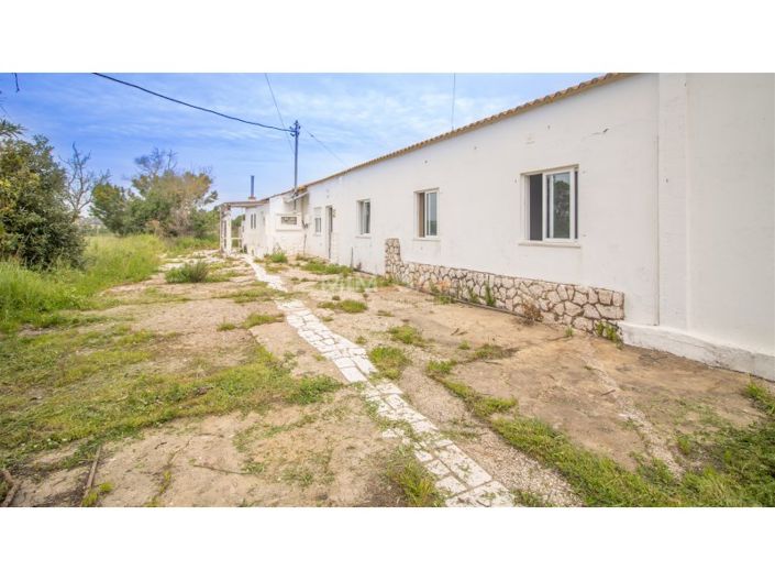 Image No.2-Ferme de 6 chambres à vendre à Lagos