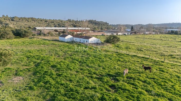 Image No.24-6 Bed Farmhouse for sale