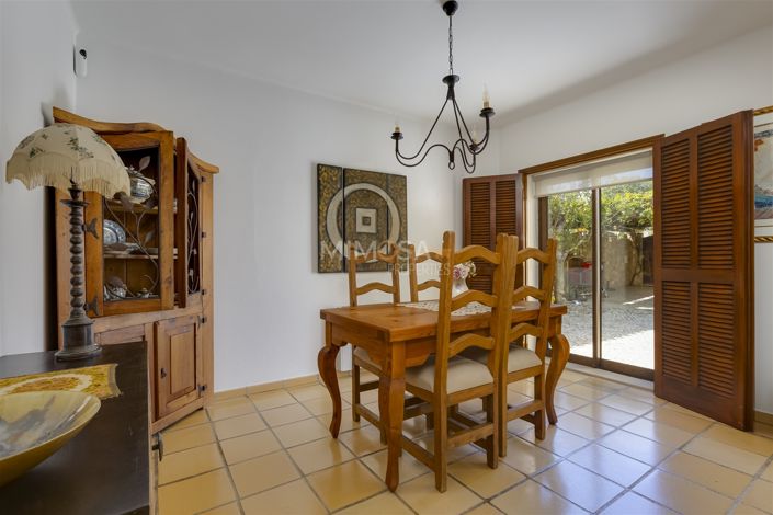 Image No.20-Propriété de 3 chambres à vendre à Lagos