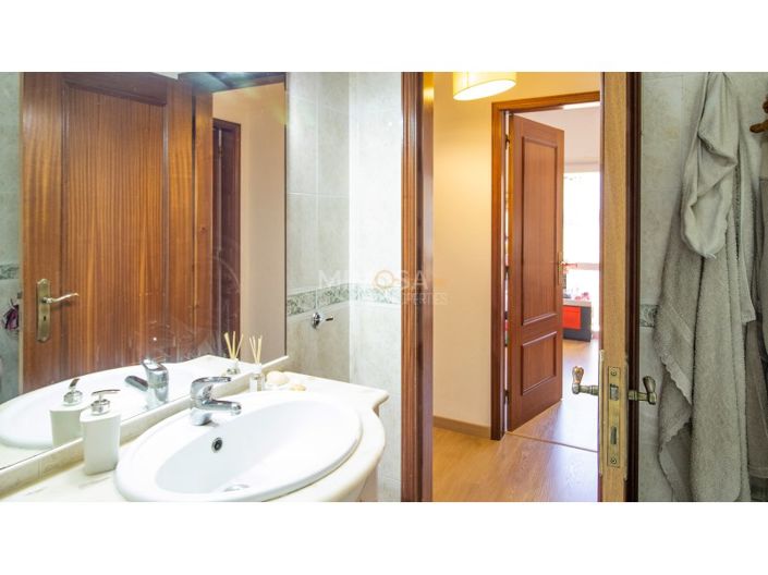 Image No.16-2 Bed Apartment for sale