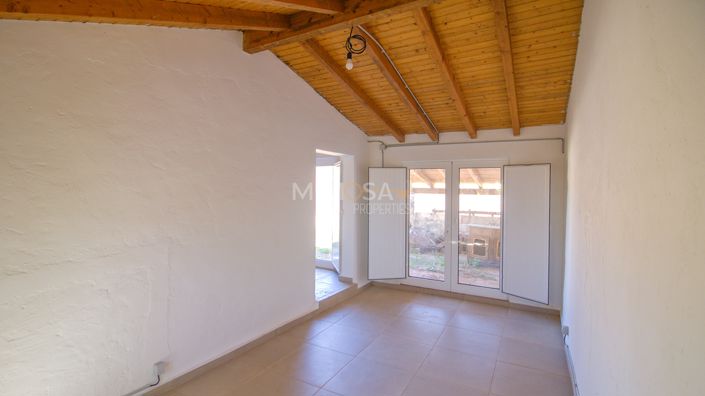 Image No.13-1 Bed Property for sale