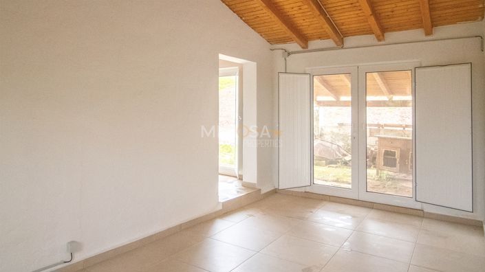 Image No.14-1 Bed Property for sale