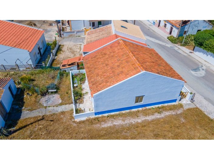 Image No.11-3 Bed House for sale